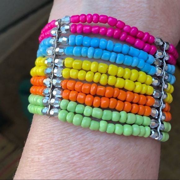 Seed bead elastic colorful bracelet -NEW - Picture 1 of 5